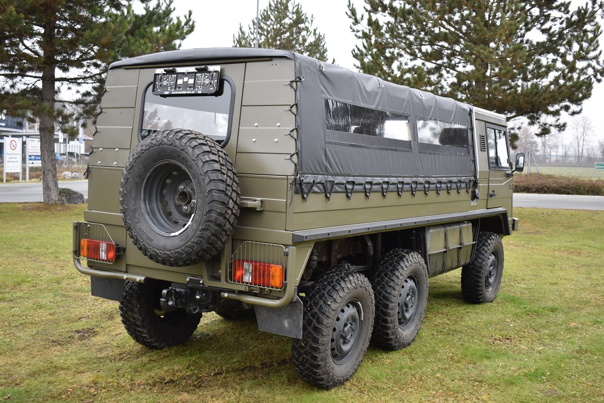 Umbauaktion Pinzgauer TD niedriger auf hohe Hecktür!