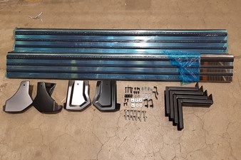 TRITTBRETTSATZ CHROM 3 TÜRIG 2400MM