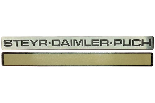 PLATE "STEYR-DAIMLER-PUCH"  (CHROM)