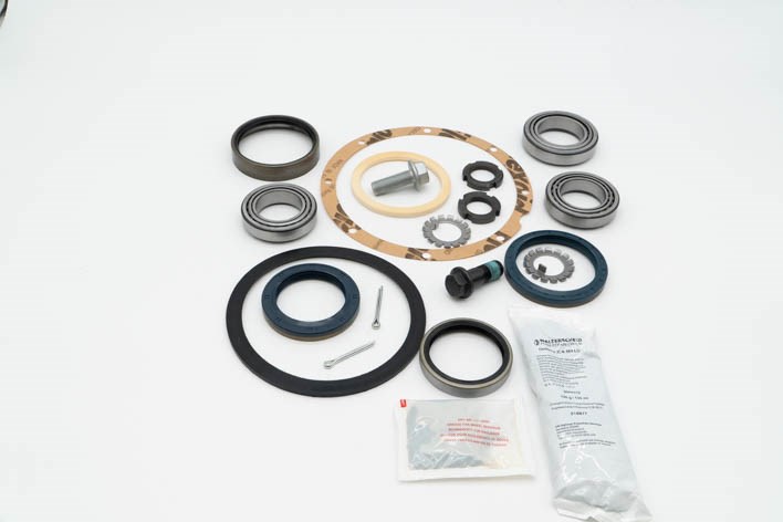 PUCH G WHEEL BEARING SET, FRONT