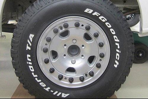 HUTCHINSON WA2207 RIM SILVER